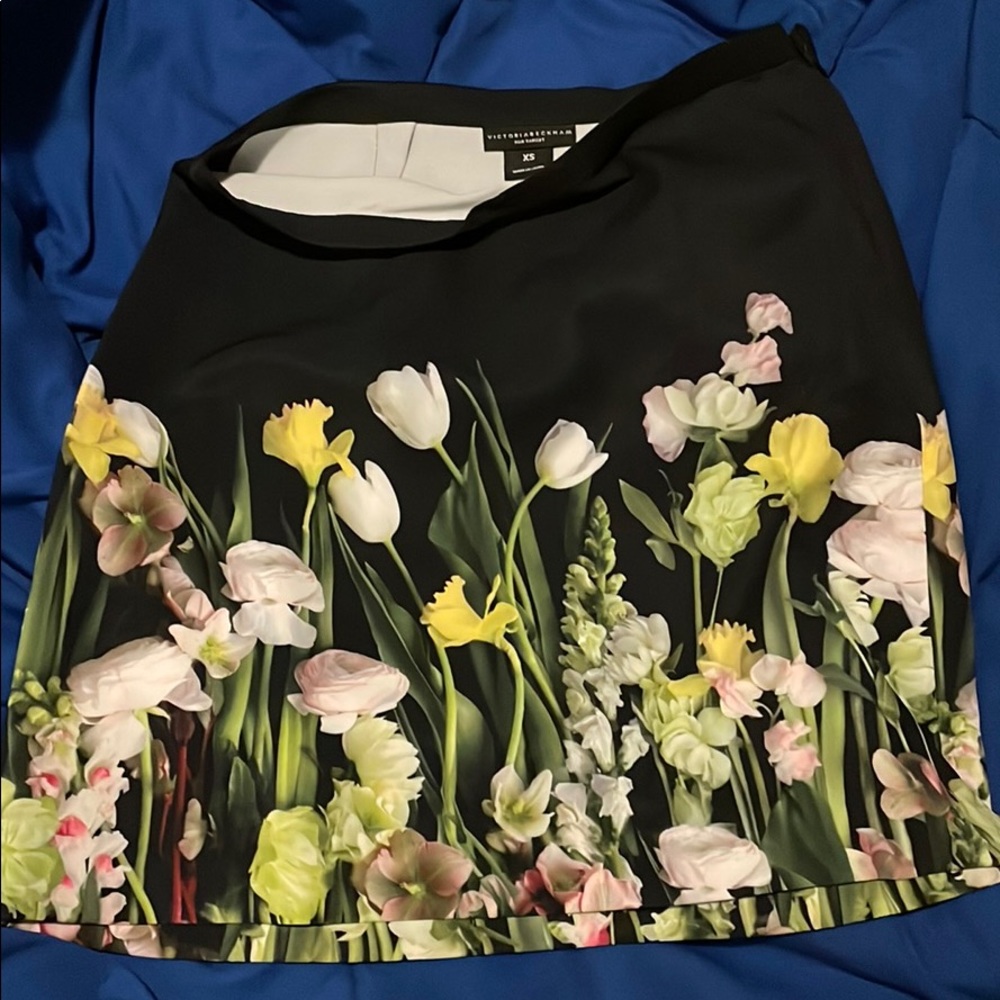 Victoria Beckham for target floral Skirt size xs